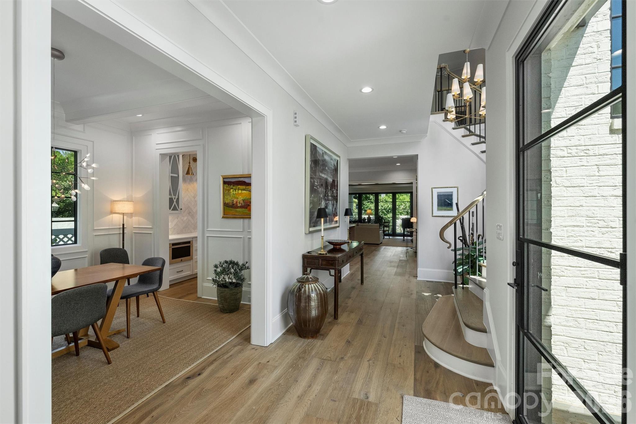 2714 Selwyn Avenue Charlotte NC 28209