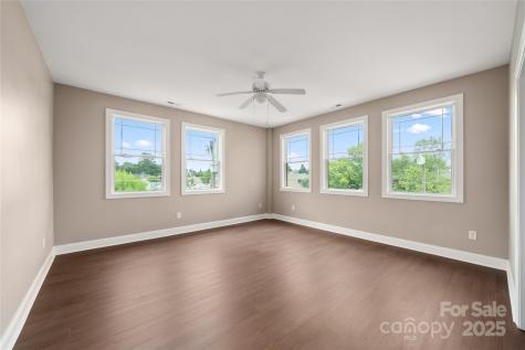 475 S Church Street Hendersonville NC 28792