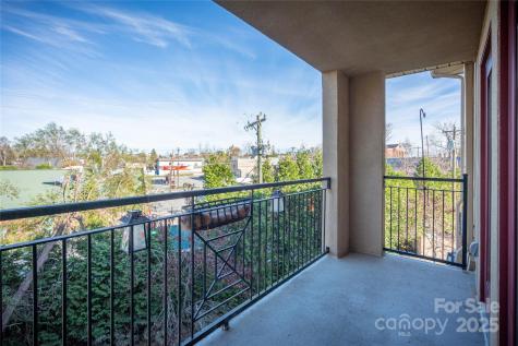 475 S Church Street Hendersonville NC 28792