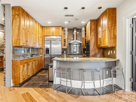 21 Battery Park Avenue Asheville NC 28801