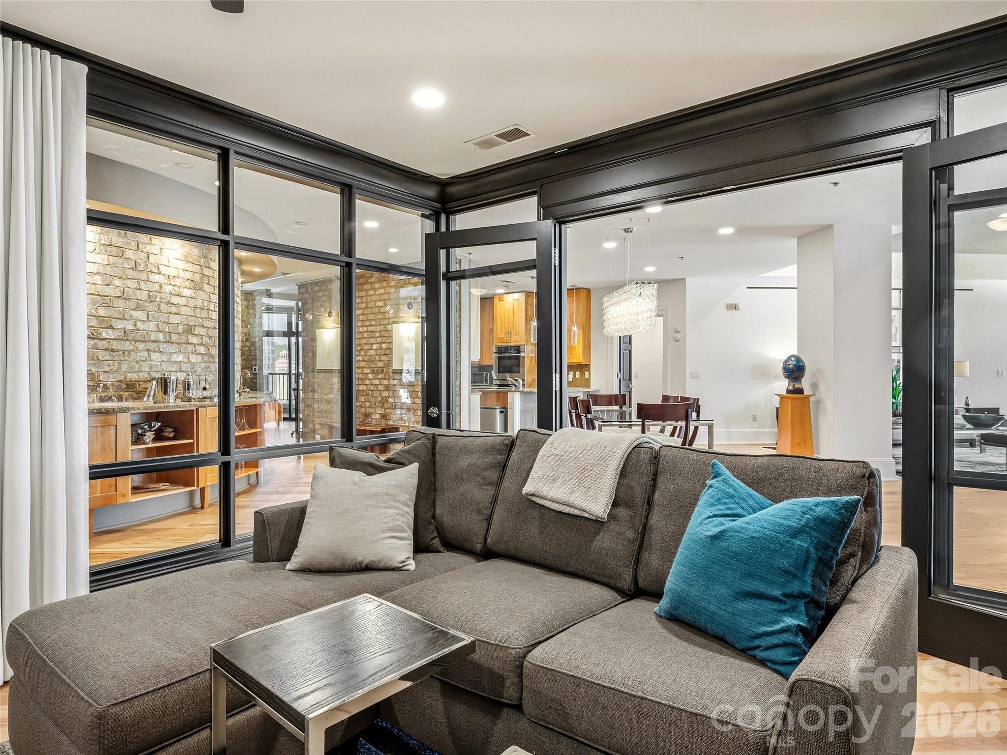 21 Battery Park Avenue Asheville NC 28801