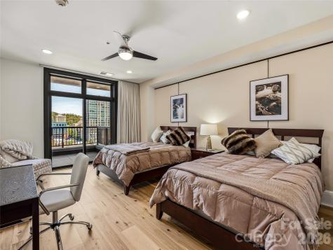 21 Battery Park Avenue Asheville NC 28801