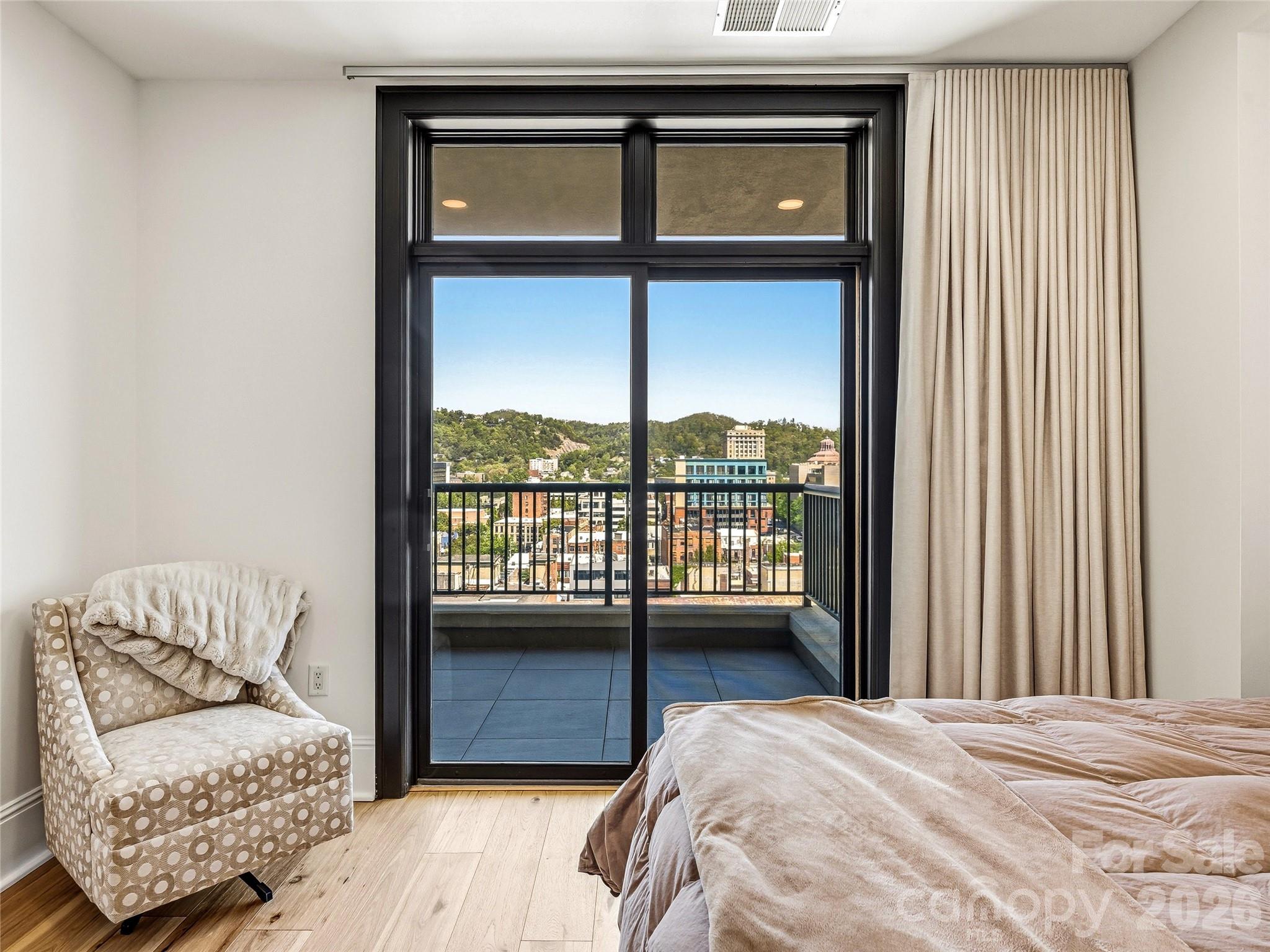 21 Battery Park Avenue Asheville NC 28801