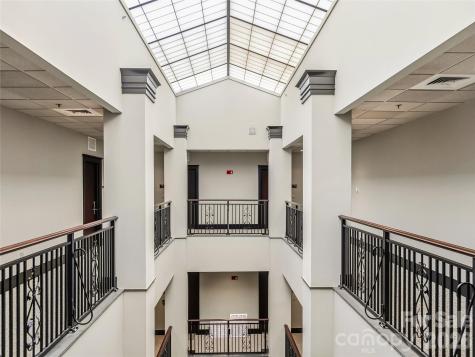 21 Battery Park Avenue Asheville NC 28801