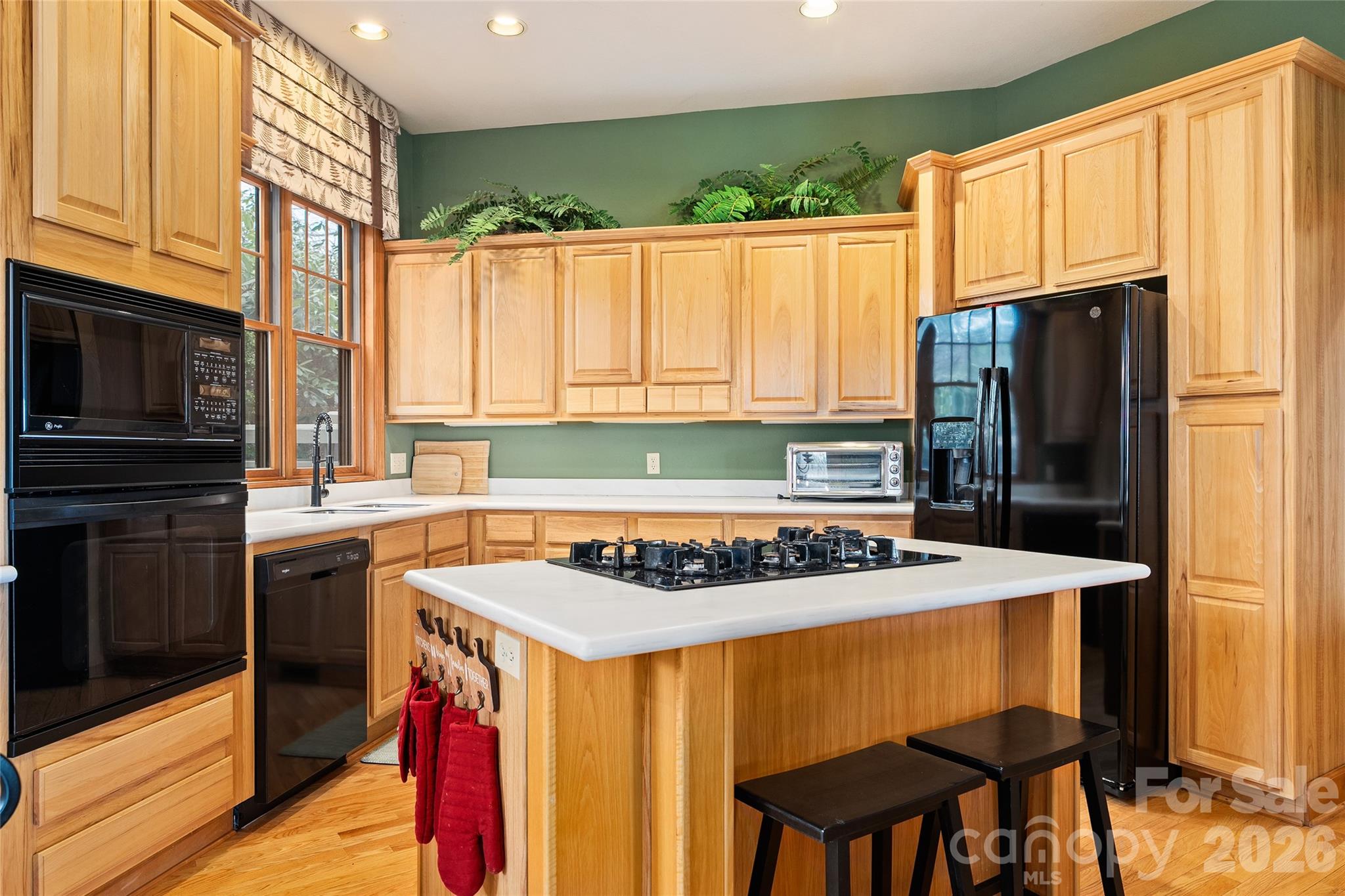 121 Stoney Falls Loop Burnsville NC 28714