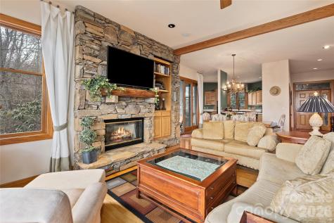 121 Stoney Falls Loop Burnsville NC 28714