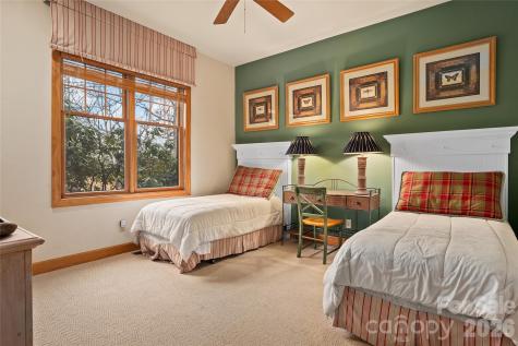 121 Stoney Falls Loop Burnsville NC 28714