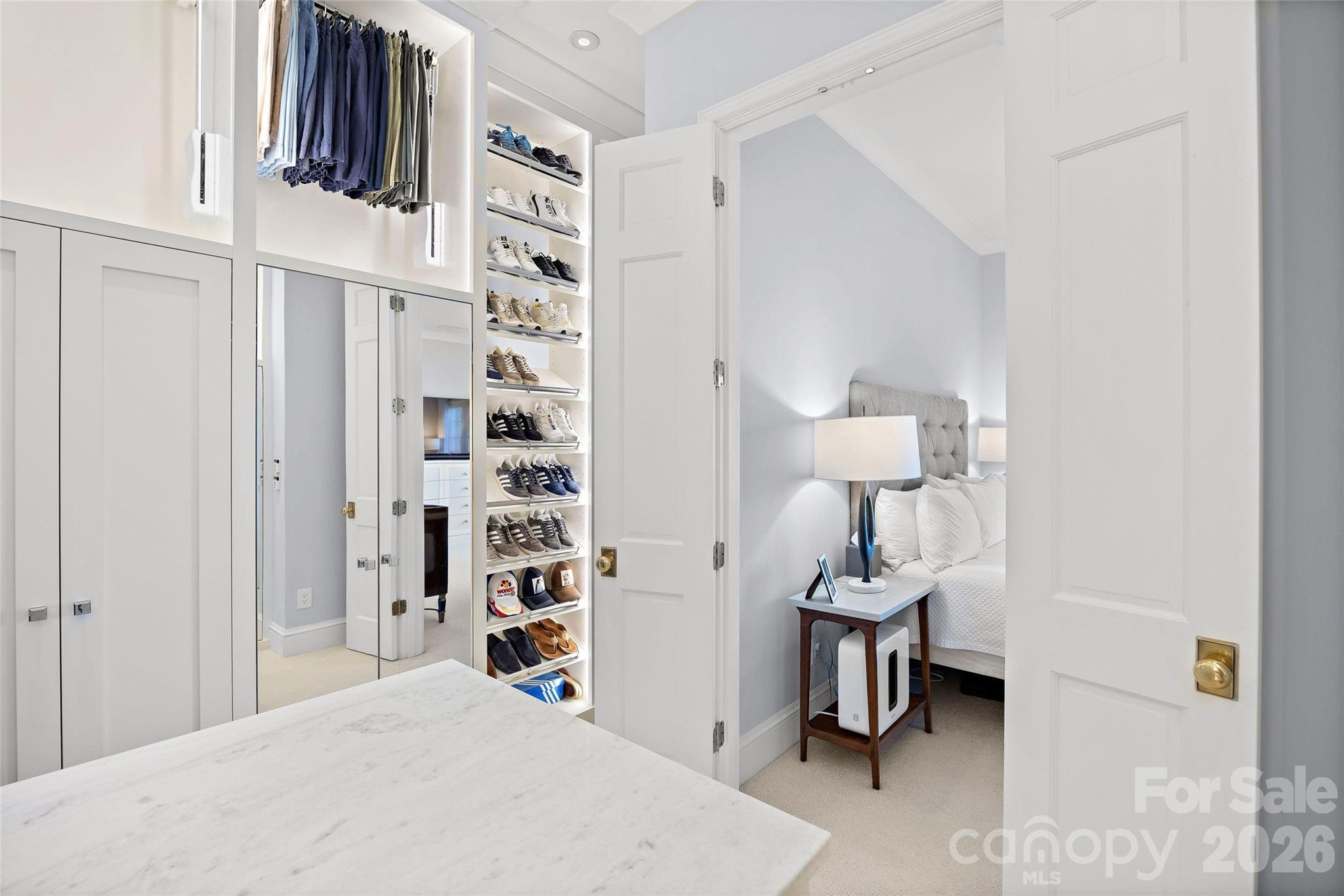 182 Cherokee Road Charlotte NC 28207