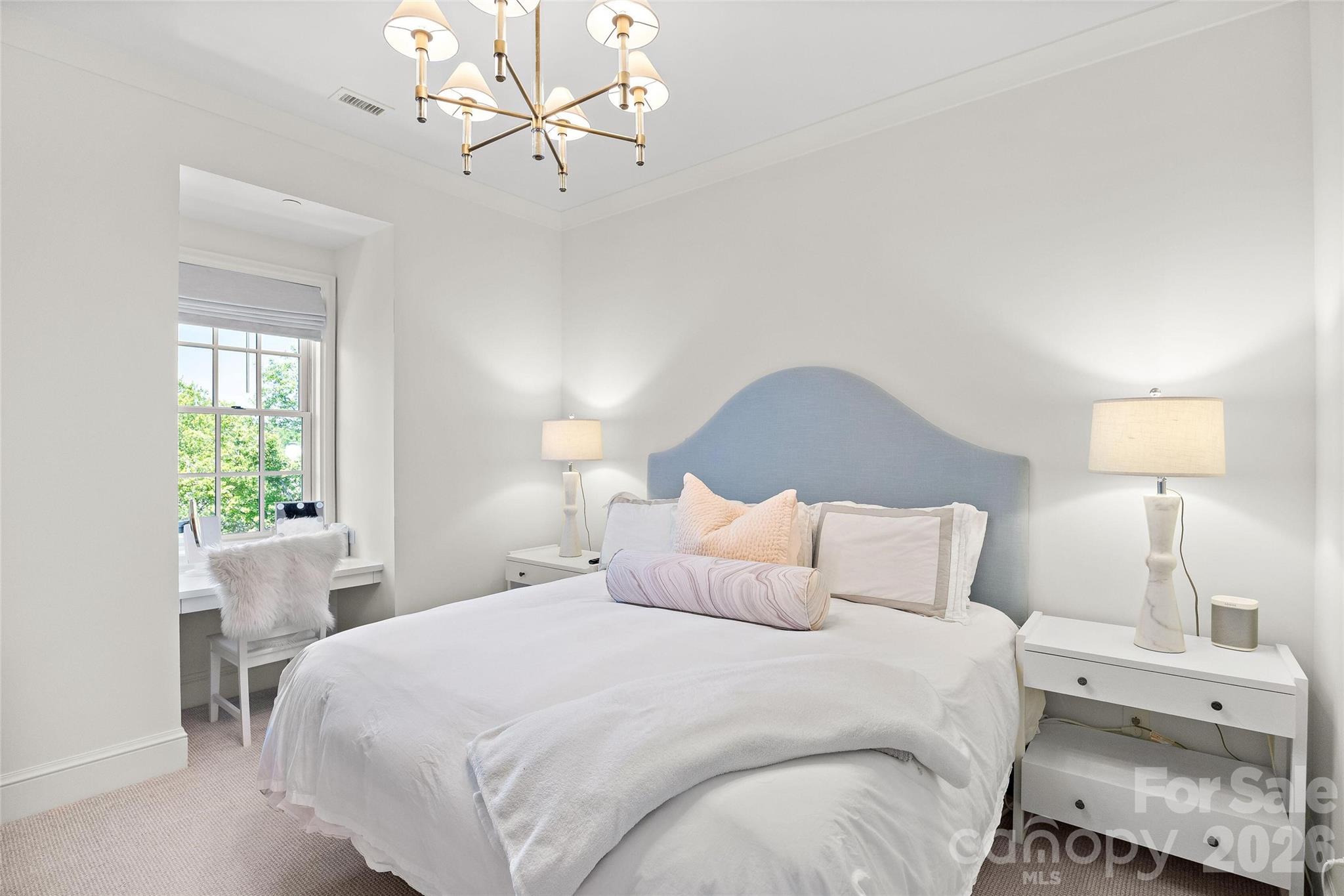 182 Cherokee Road Charlotte NC 28207