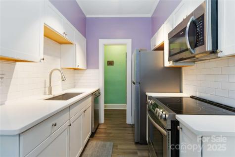 811 E Morehead Street Charlotte NC 28202