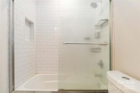 811 E Morehead Street Charlotte NC 28202