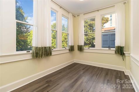 811 E Morehead Street Charlotte NC 28202