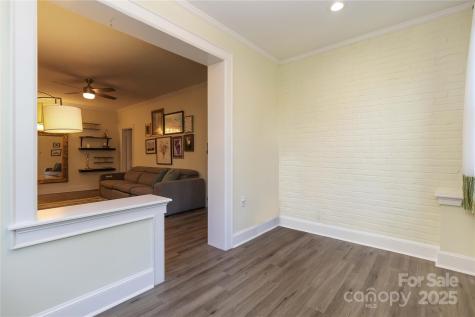 811 E Morehead Street Charlotte NC 28202