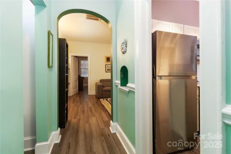 811 E Morehead Street Charlotte NC 28202