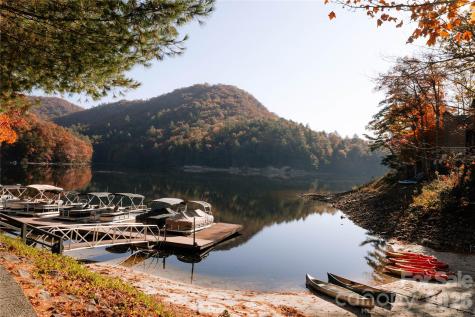 110 Saddle Notch Lane Tuckasegee NC 28783