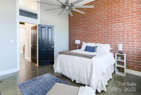 710 W Trade Street Charlotte NC 28202