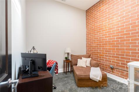 710 W Trade Street Charlotte NC 28202