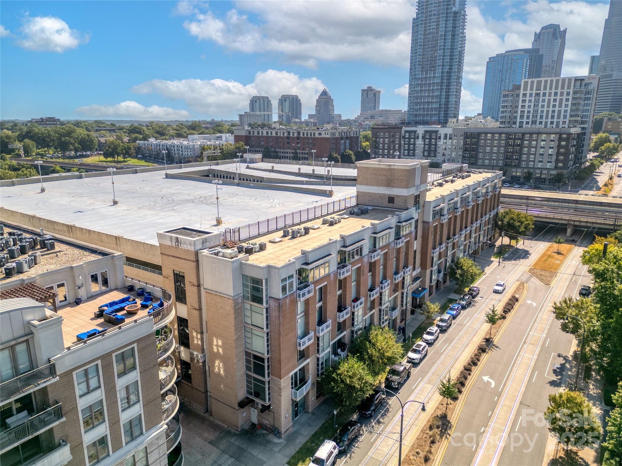710 W Trade Street Charlotte NC 28202