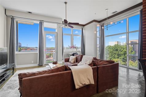 710 W Trade Street Charlotte NC 28202