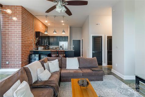 710 W Trade Street Charlotte NC 28202