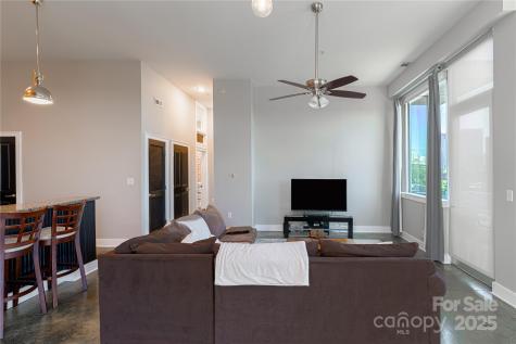 710 W Trade Street Charlotte NC 28202