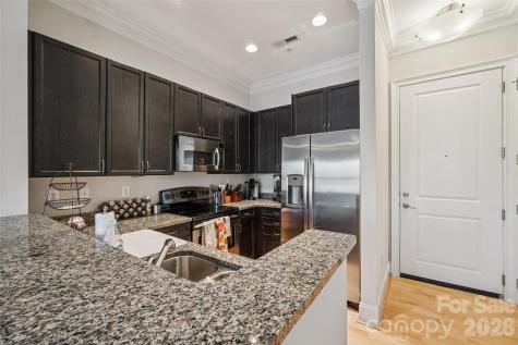 2952 Selwyn Avenue Charlotte NC 28209