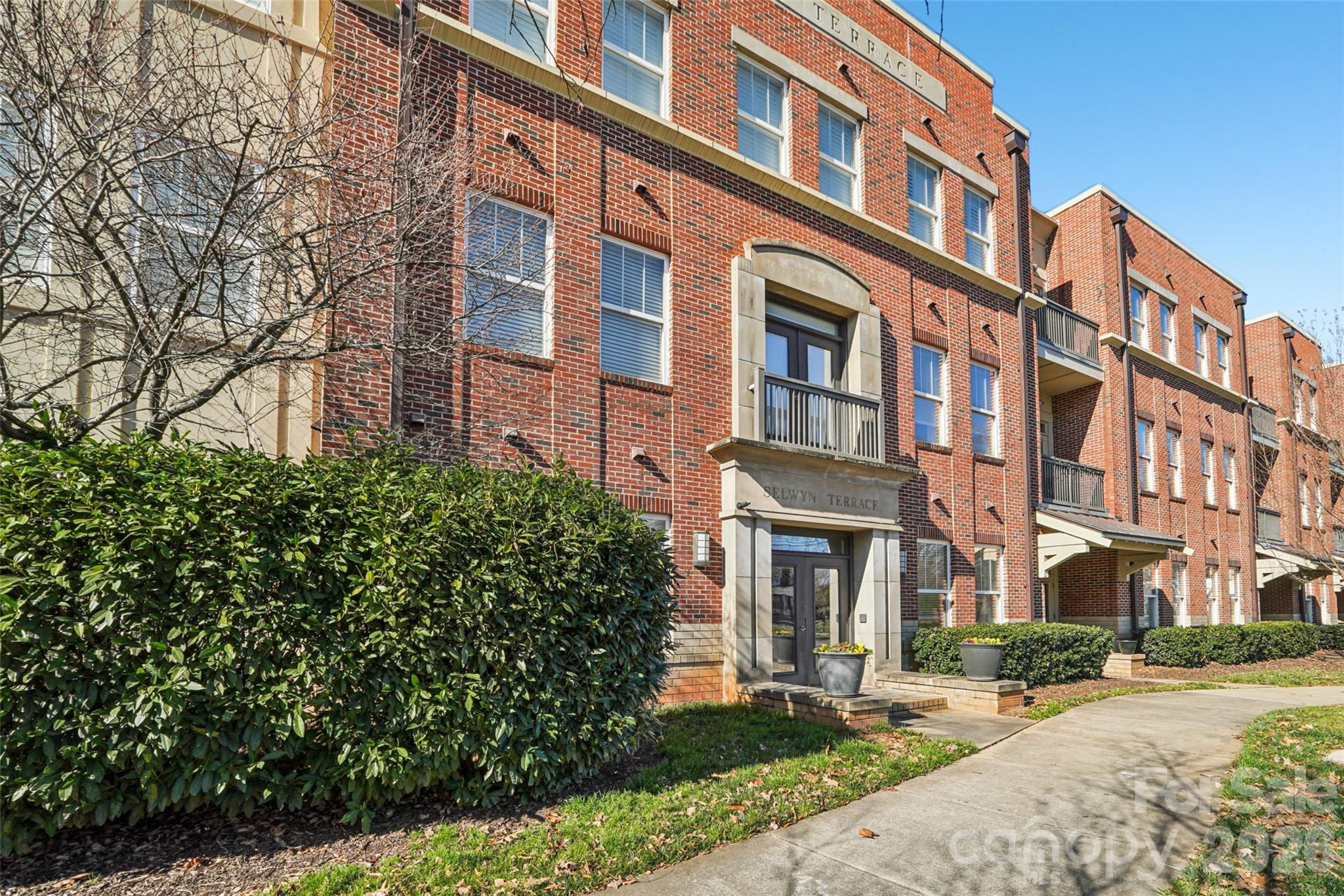 2952 Selwyn Avenue Charlotte NC 28209