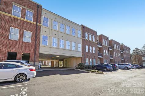 2952 Selwyn Avenue Charlotte NC 28209