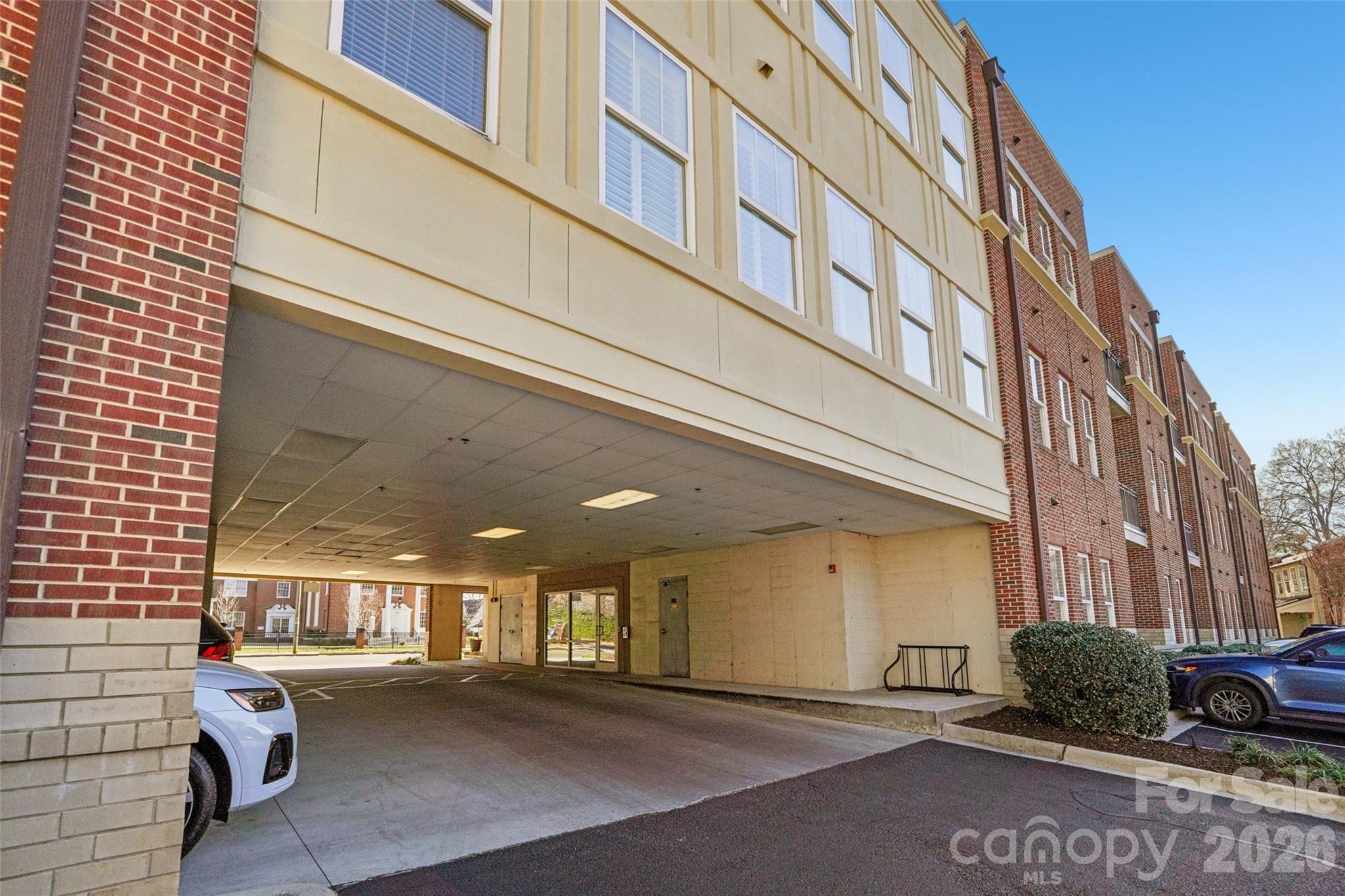 2952 Selwyn Avenue Charlotte NC 28209