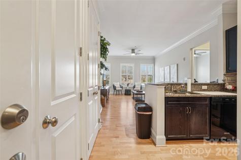 2952 Selwyn Avenue Charlotte NC 28209