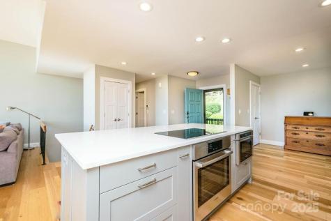 153 Country Ridge Road Laurel Park NC 28739