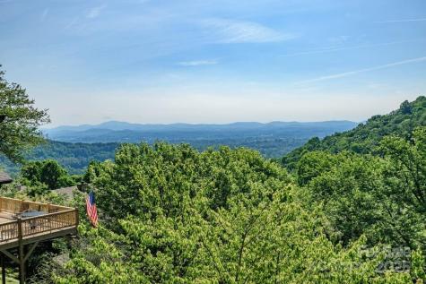 153 Country Ridge Road Laurel Park NC 28739