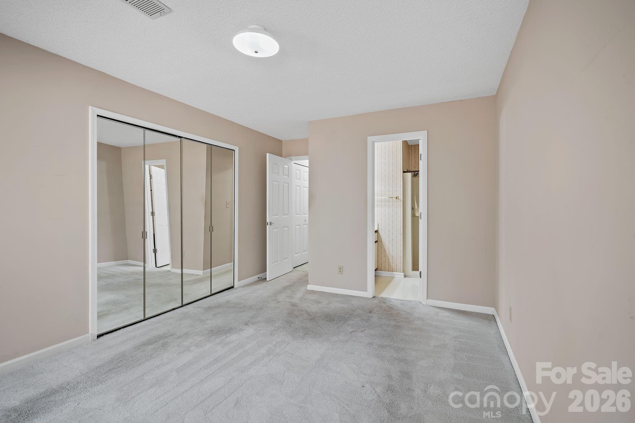 2604 Vineyard Boulevard Asheville NC 28805