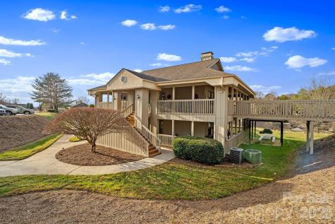 2604 Vineyard Boulevard Asheville NC 28805