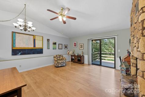 31 Unity Court Etowah NC 28729