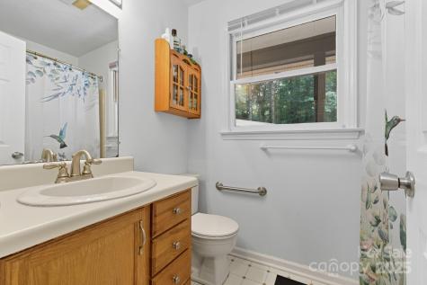 31 Unity Court Etowah NC 28729