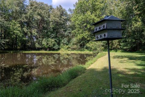 31 Unity Court Etowah NC 28729