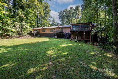 31 Unity Court Etowah NC 28729