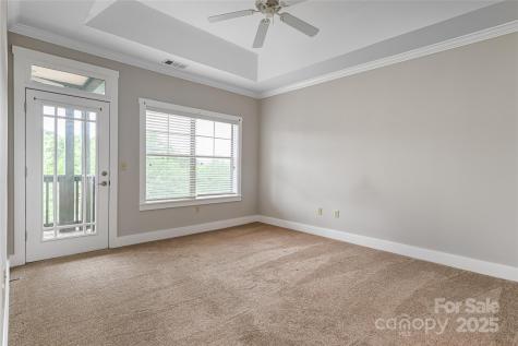 9 Kenilworth Knoll Asheville NC 28805