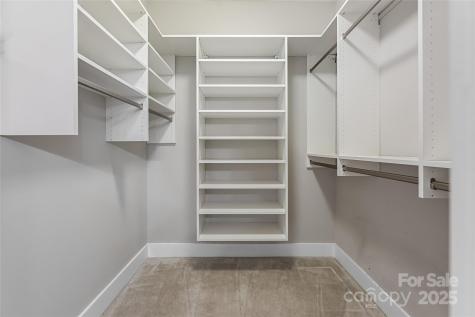 9 Kenilworth Knoll Asheville NC 28805