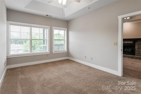 9 Kenilworth Knoll Asheville NC 28805