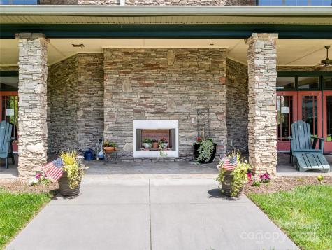 9 Kenilworth Knoll Asheville NC 28805