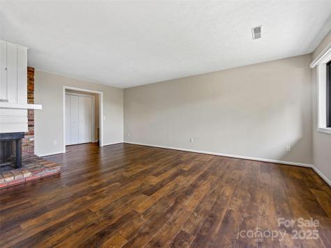 128 Country Ridge Road Hendersonville NC 28739