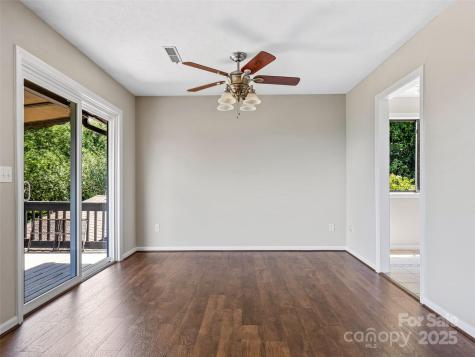 128 Country Ridge Road Hendersonville NC 28739