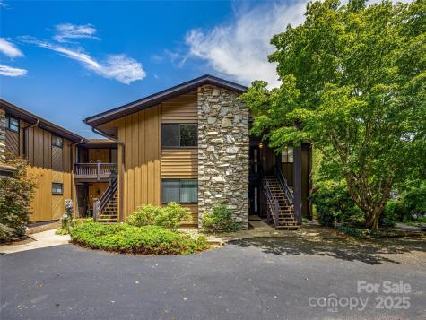 128 Country Ridge Road Hendersonville NC 28739