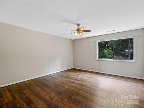 128 Country Ridge Road Hendersonville NC 28739