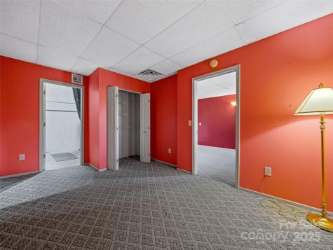 128 Country Ridge Road Hendersonville NC 28739