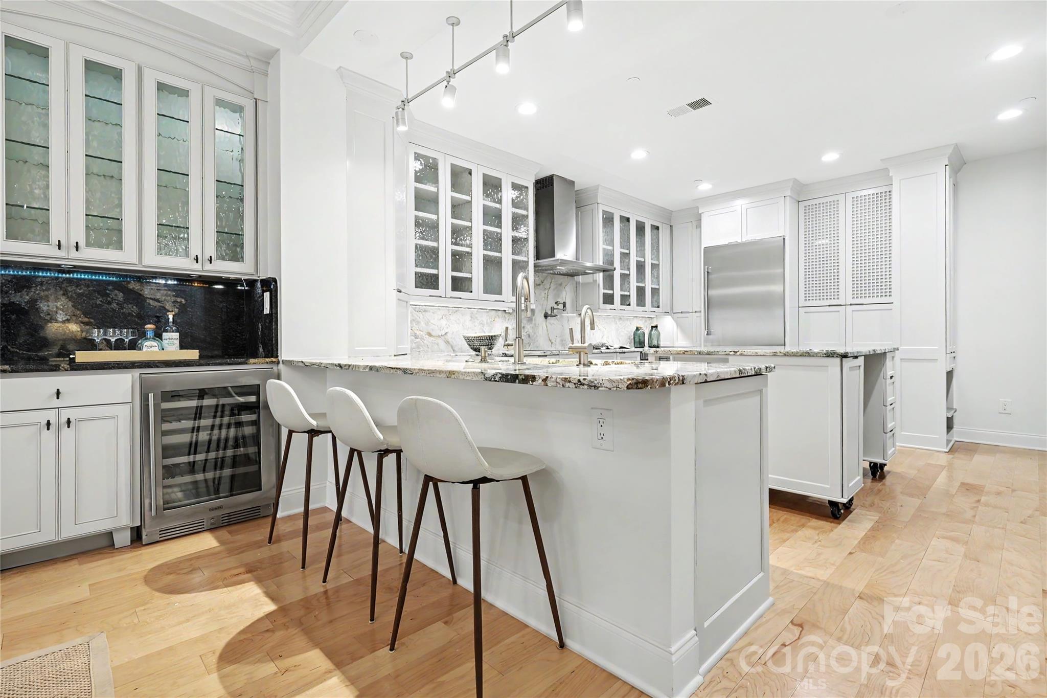 435 S Tryon Street Charlotte NC 28202