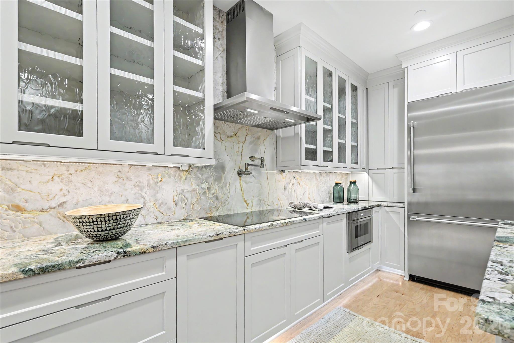 435 S Tryon Street Charlotte NC 28202
