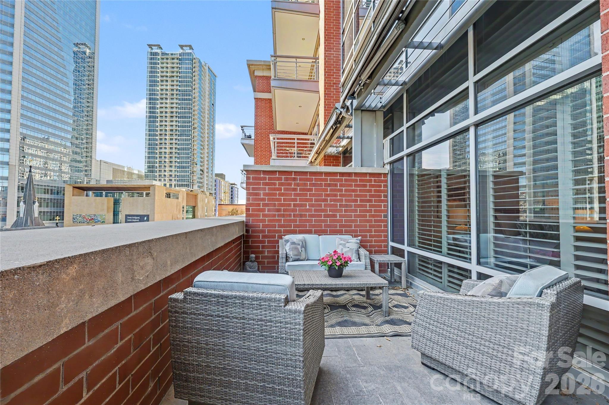 435 S Tryon Street Charlotte NC 28202
